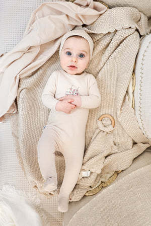 Maniere Whimsy Wheelbarrow Bisquit Footie & Beanie