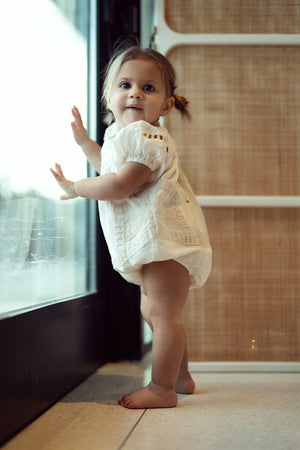 Clô (Cream) - Baby Romper With Lace Collar